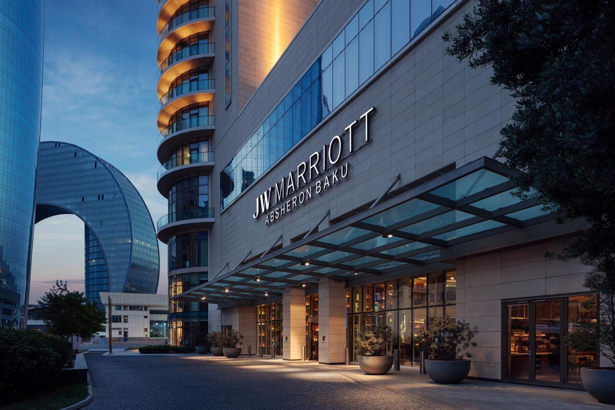 Jw Marriott Absheron Baku Hotel Exterior photo JW Marriott Baku