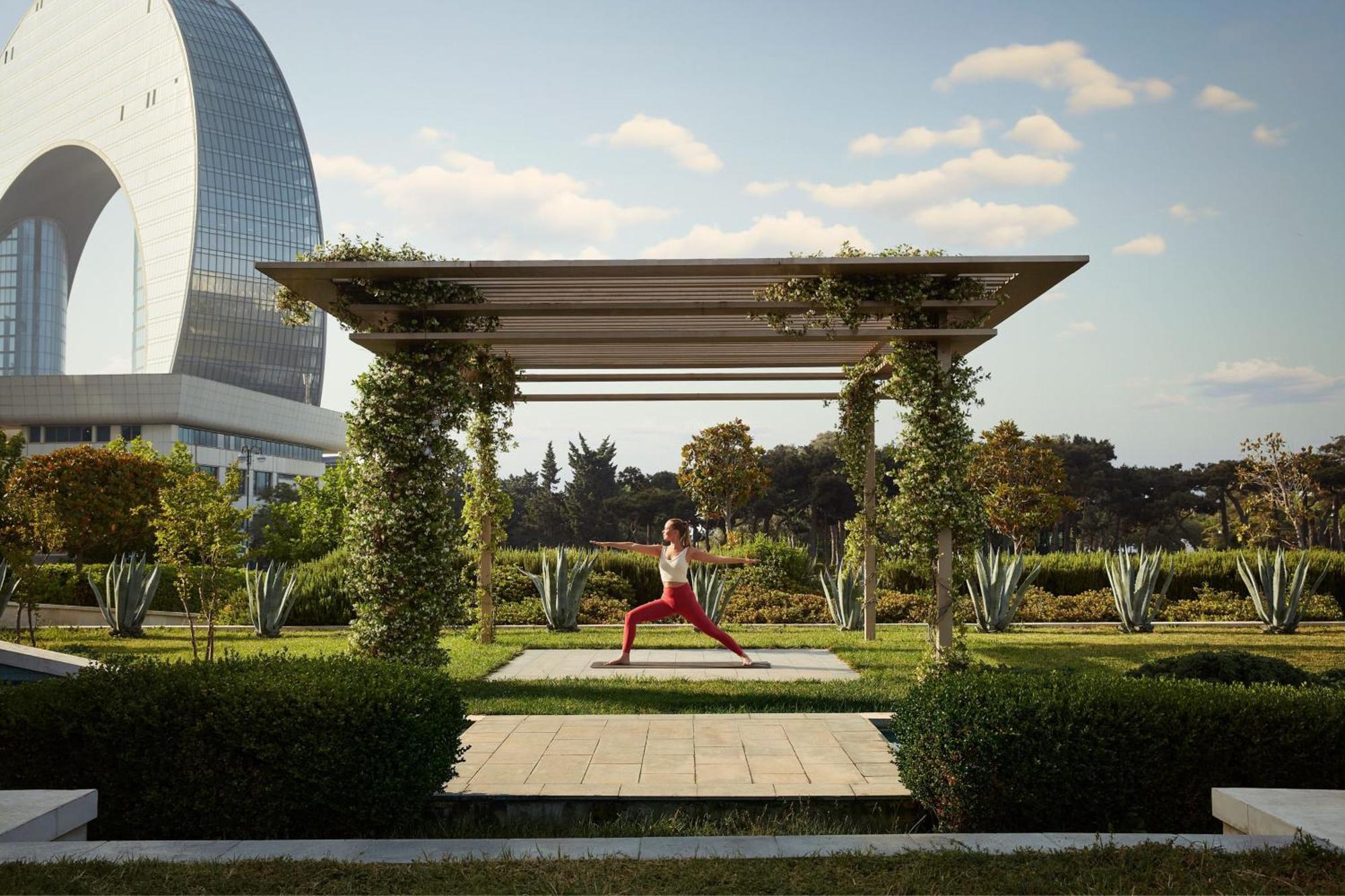Jw Marriott Absheron Baku Hotel Exterior photo The park