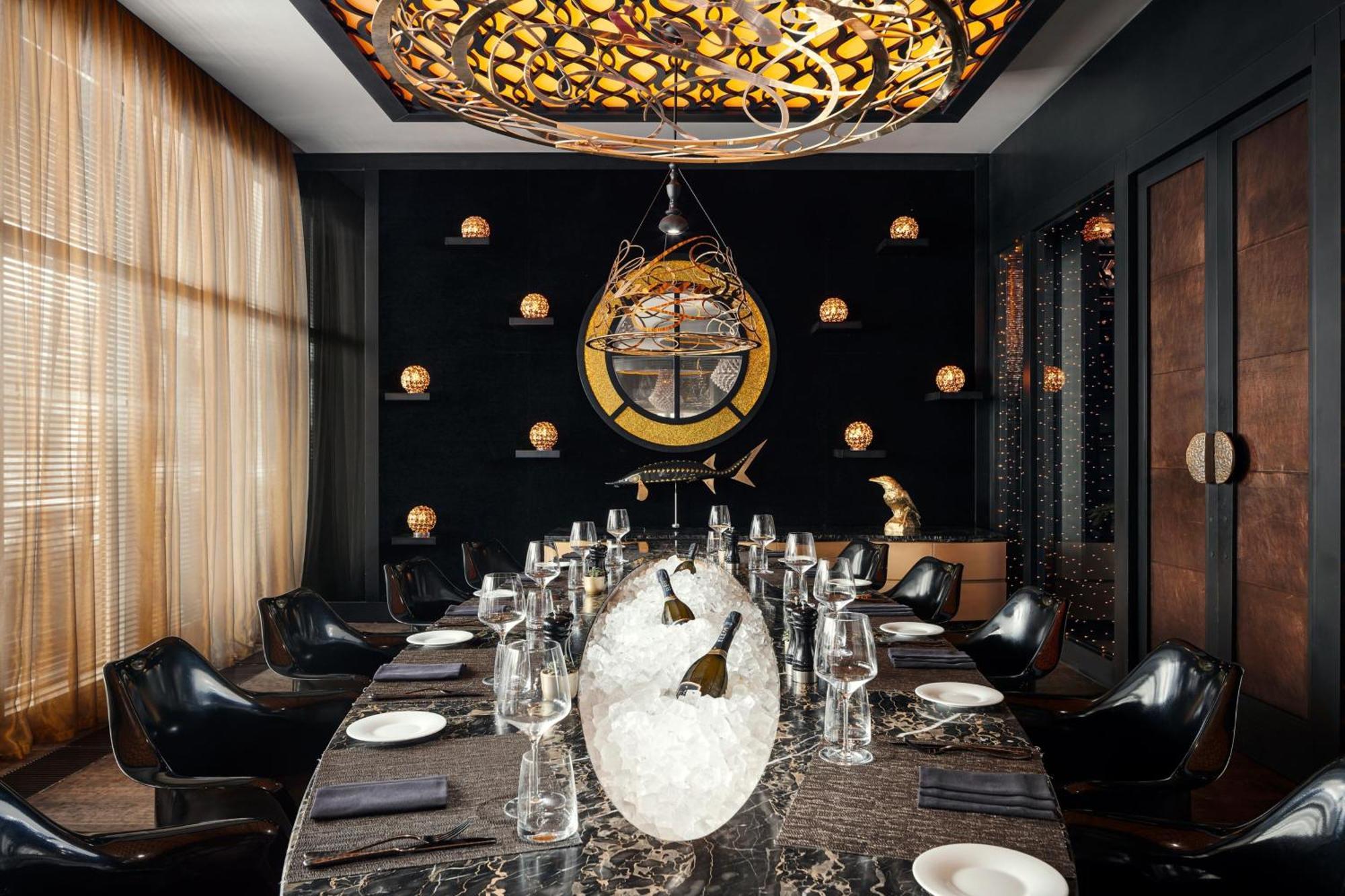 Jw Marriott Absheron Baku Hotel Exterior photo The dining room at the restaurant