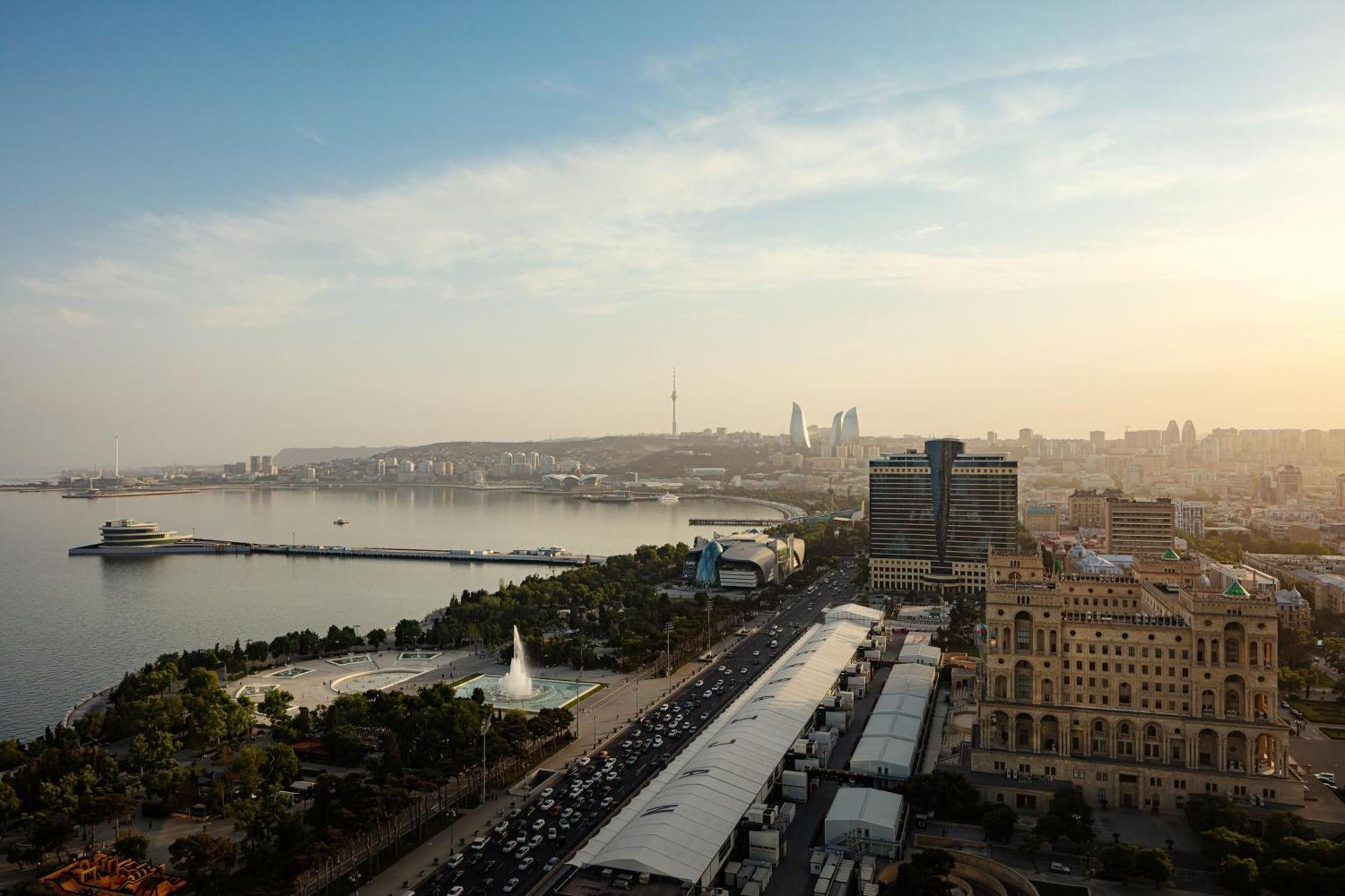 Jw Marriott Absheron Baku Hotel Exterior photo Panoramic view of the city